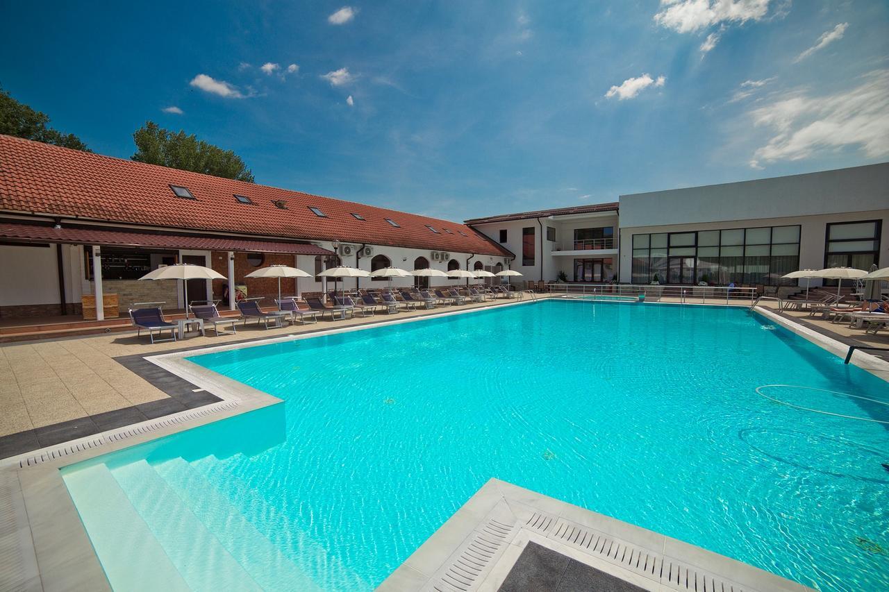 Hotel Evergreen Amara Exterior foto