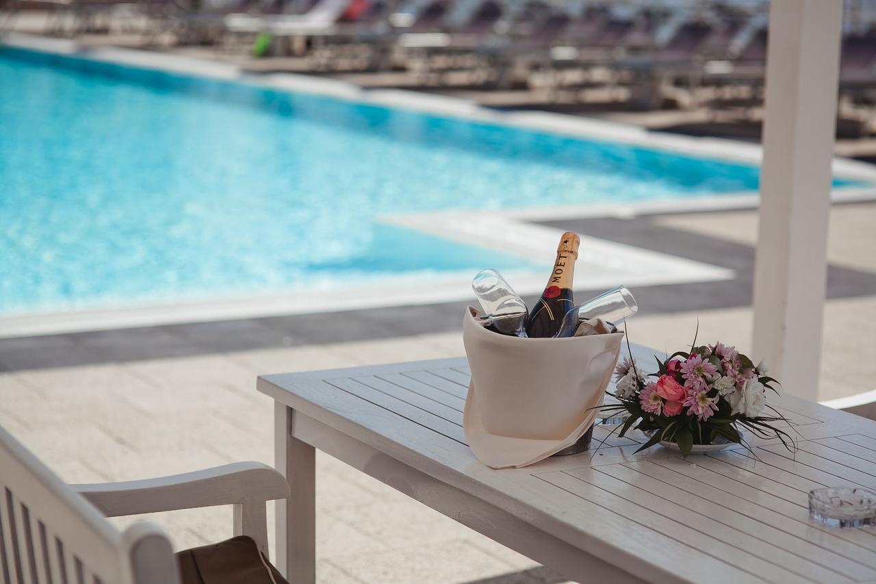 Hotel Evergreen Amara Exterior foto